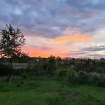 3 Bedroom Cozy In Сasa de vacaciones *