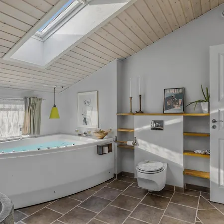 3 Bedroom Cozy In * Nibe